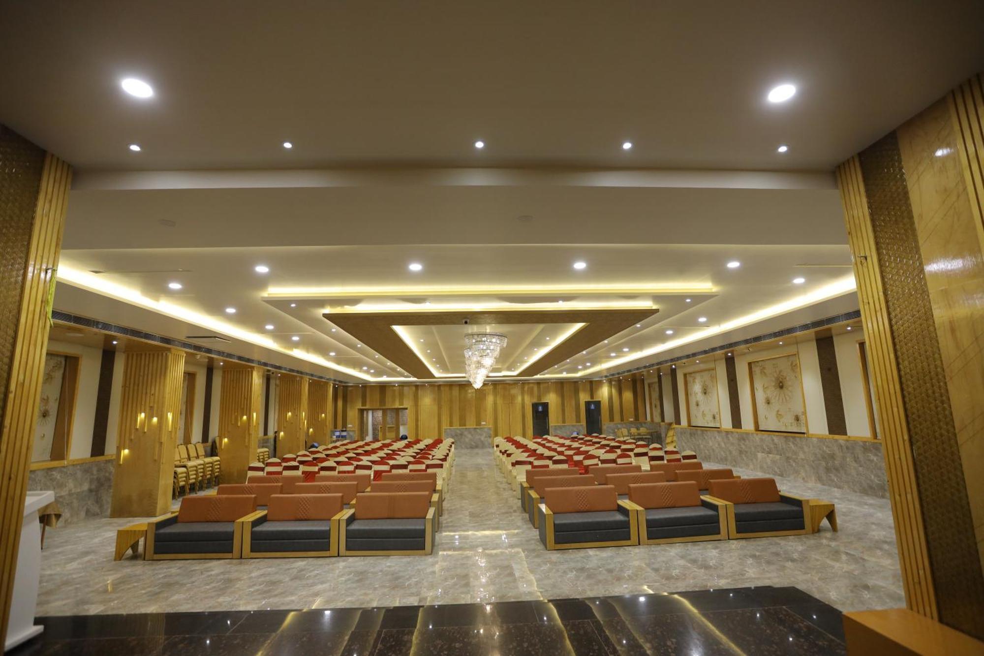 The Grand Astoria Somanth Hotel Somnath Exterior photo